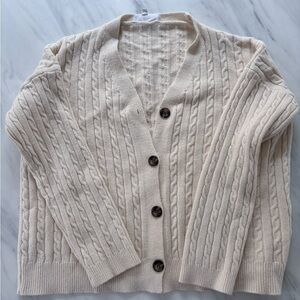 Elegant Cream Cable Knit Cardigan